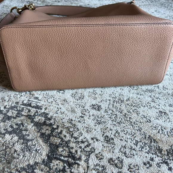 Authentic Gucci Handbag - Picture 9 of 13